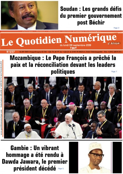Jaquette Mozambique:Le Pape François a prêché la paix
